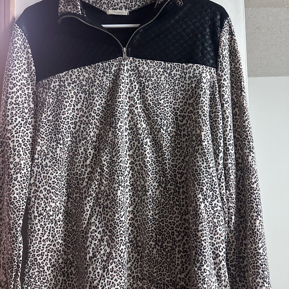 12 Pm By Mon Ami Leopard Print Top with Black Accent